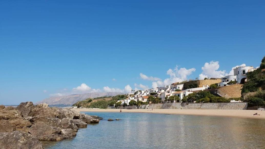Cala Marina Holidays Villa Trappeto  Bagian luar foto